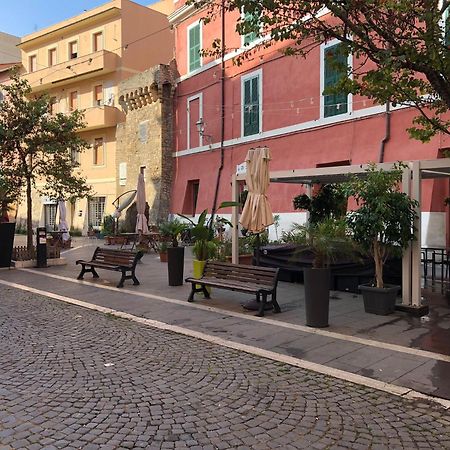 Apartamento The House Of The Poet Civitavecchia Exterior foto