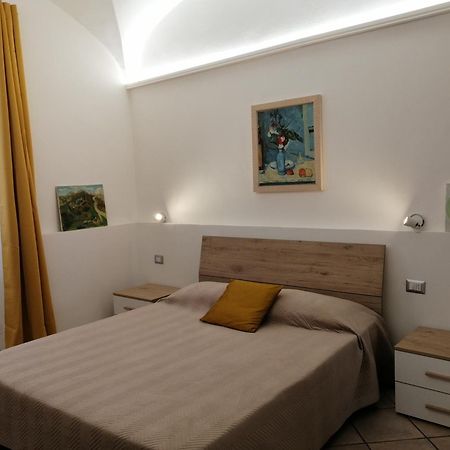 Apartamento The House Of The Poet Civitavecchia Exterior foto