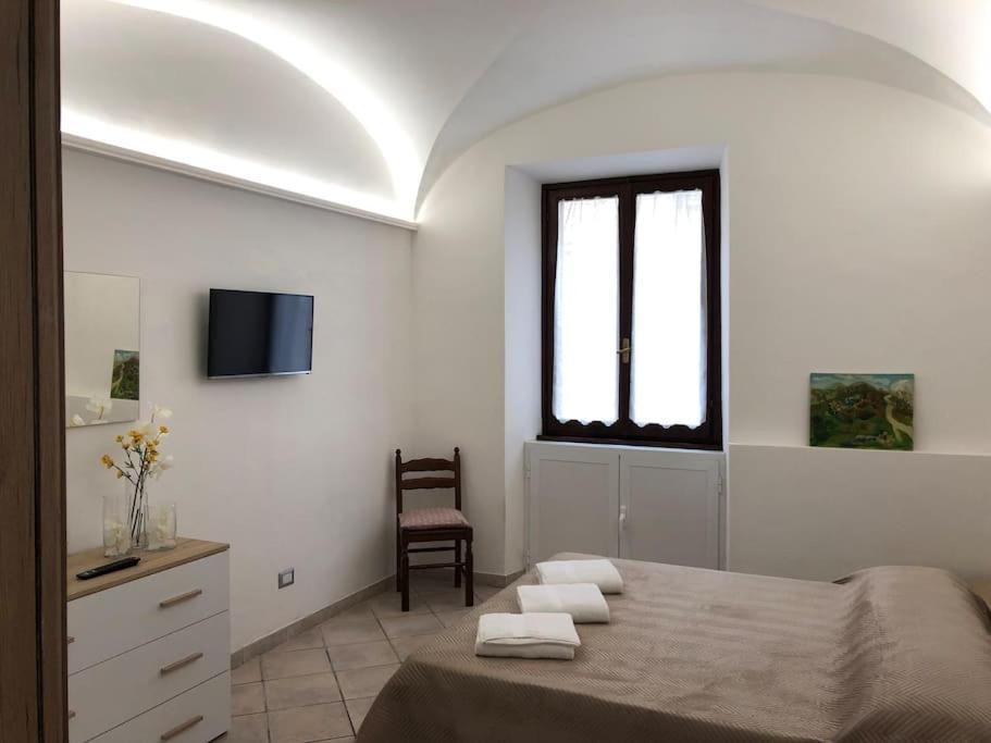 Apartamento The House Of The Poet Civitavecchia Exterior foto